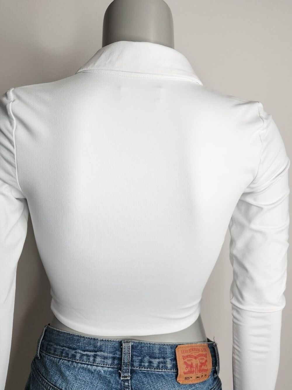 Aritzia Babaton White Contour Polo Collared Long Sleeve Crop Top Size S - Picture 8 of 14